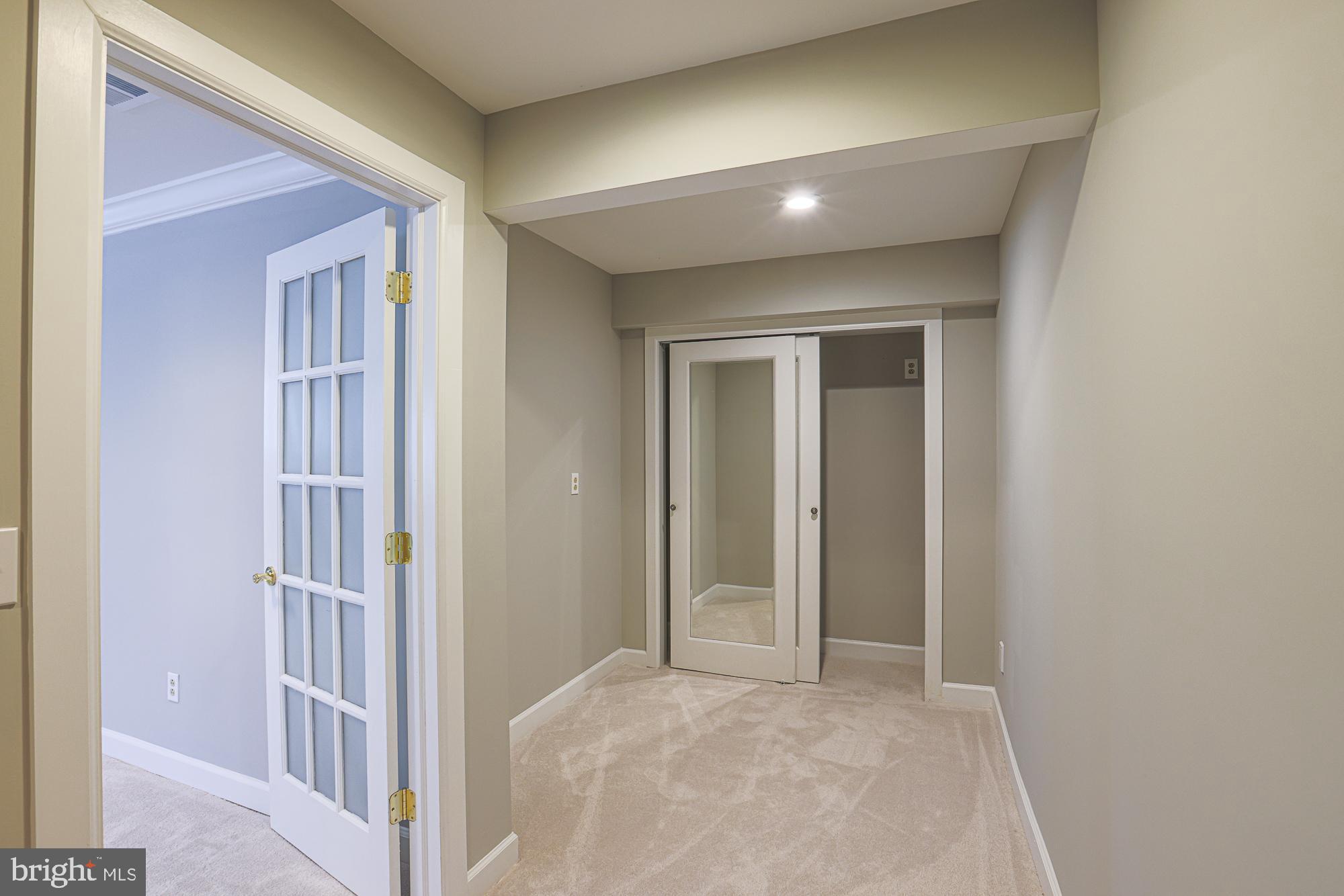 OWINGS MILLS - Residential