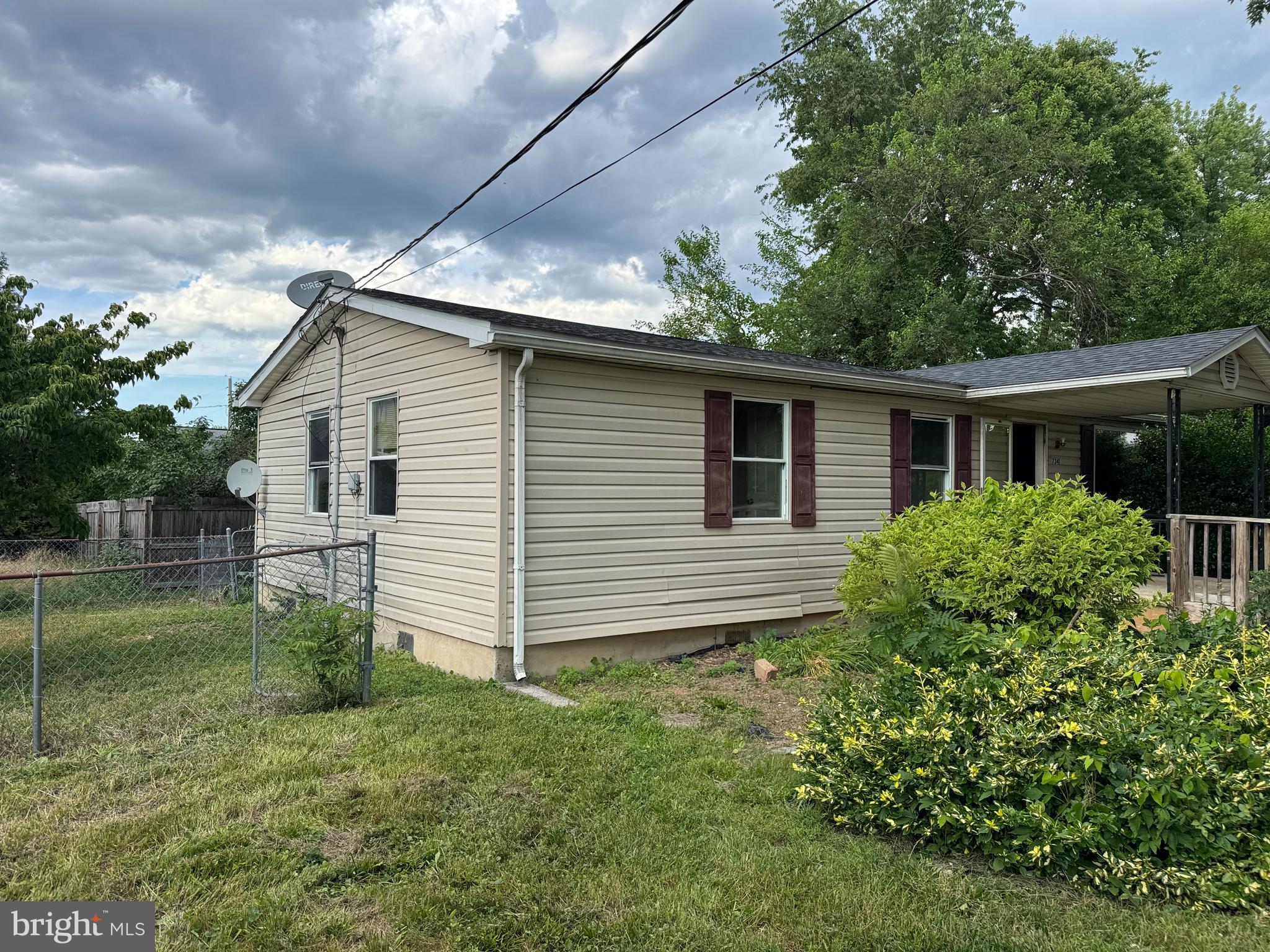 7341 MARTINSBURG PIKE