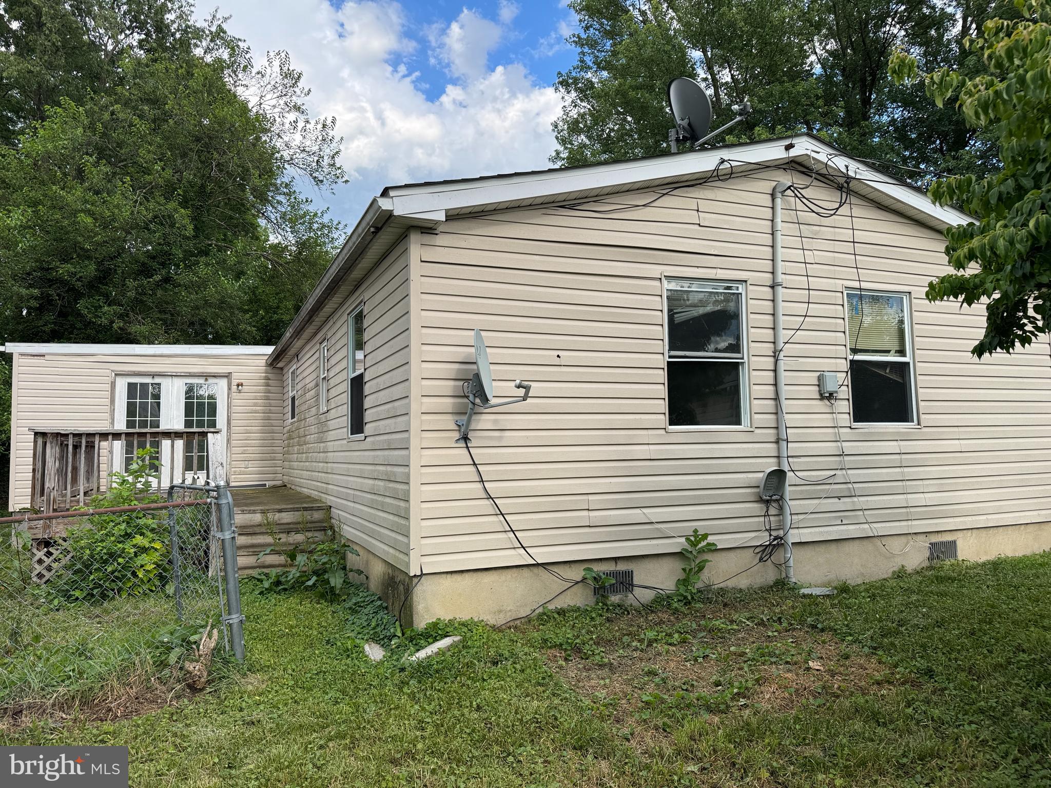 7341 MARTINSBURG PIKE