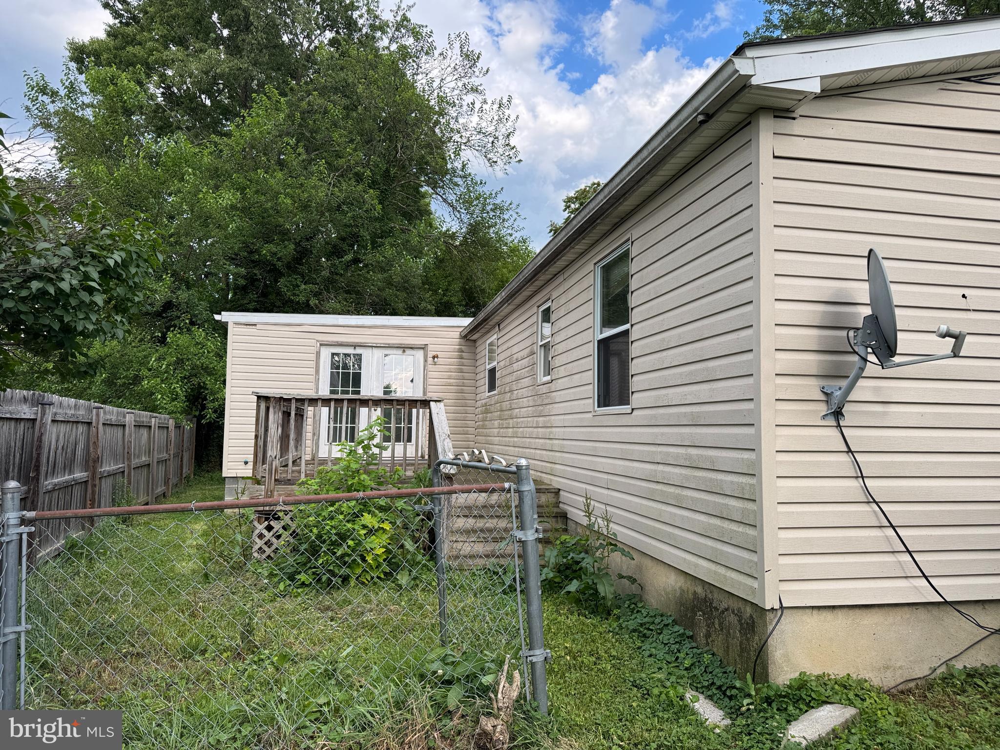 7341 MARTINSBURG PIKE