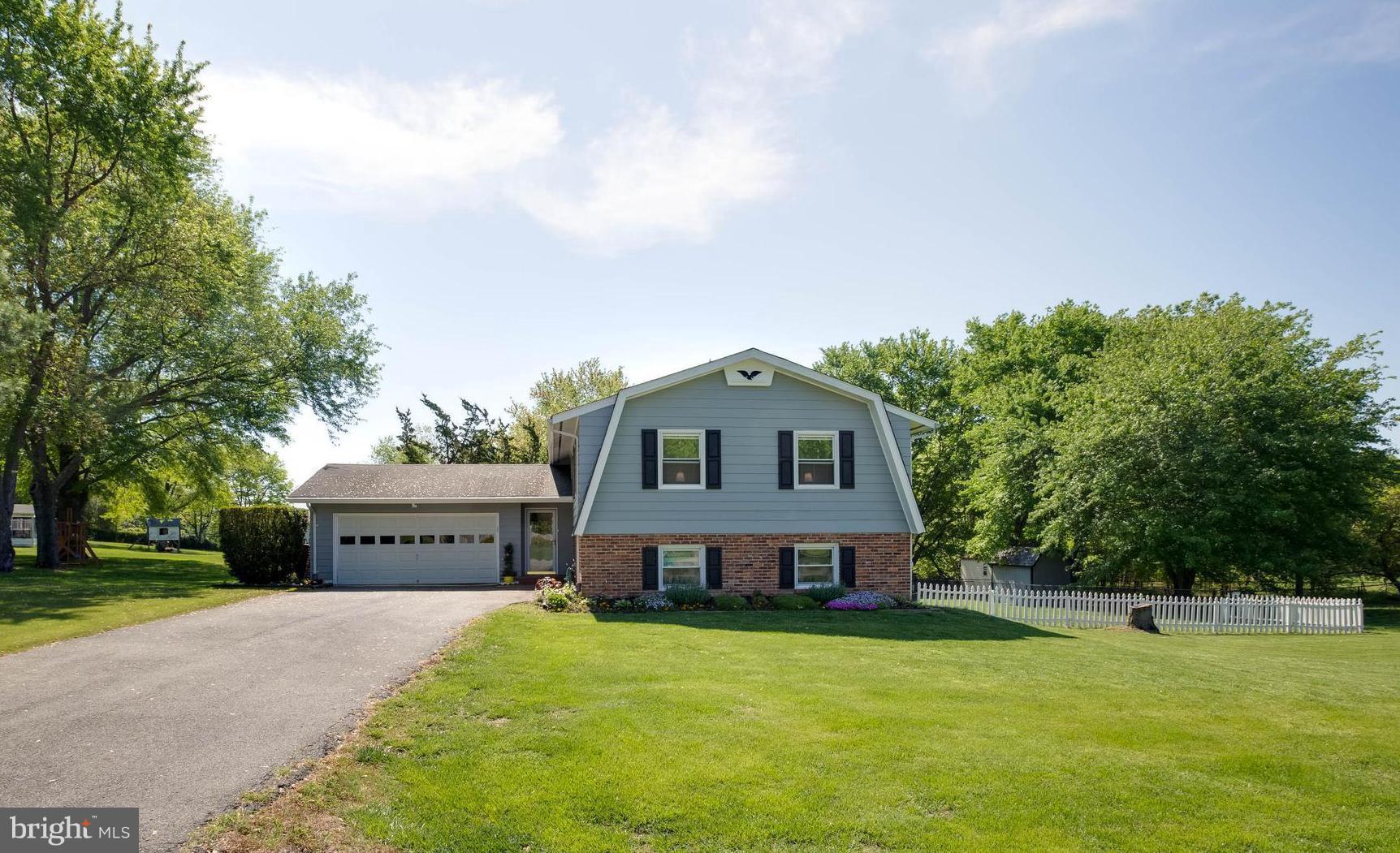 TURKEY HILL SUB - Residential