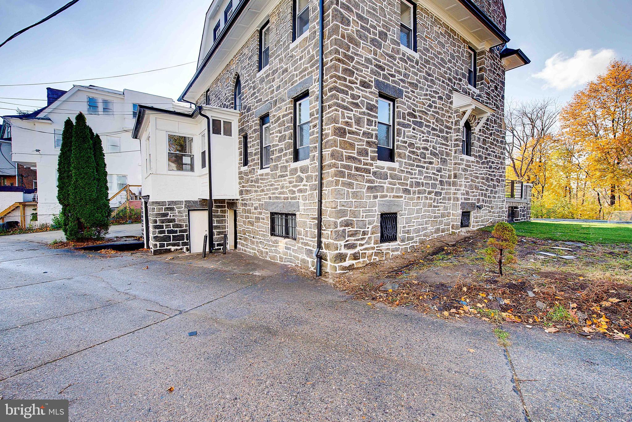COBBS CREEK - Residential