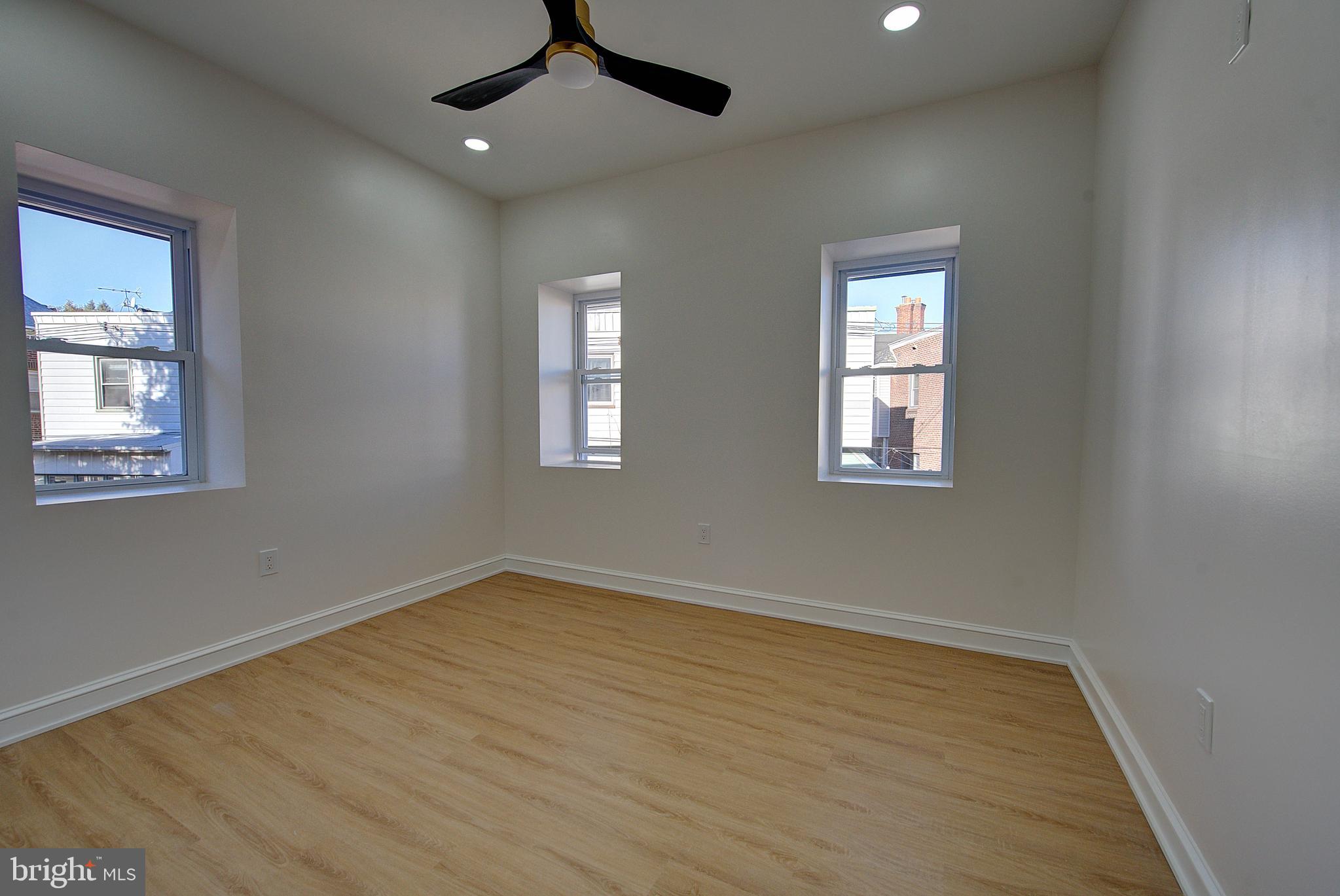 COBBS CREEK - Residential