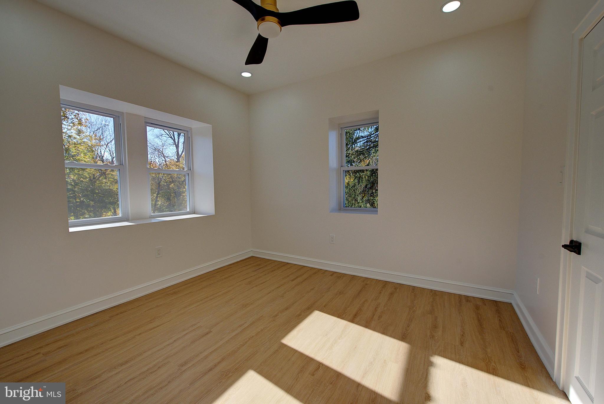 COBBS CREEK - Residential