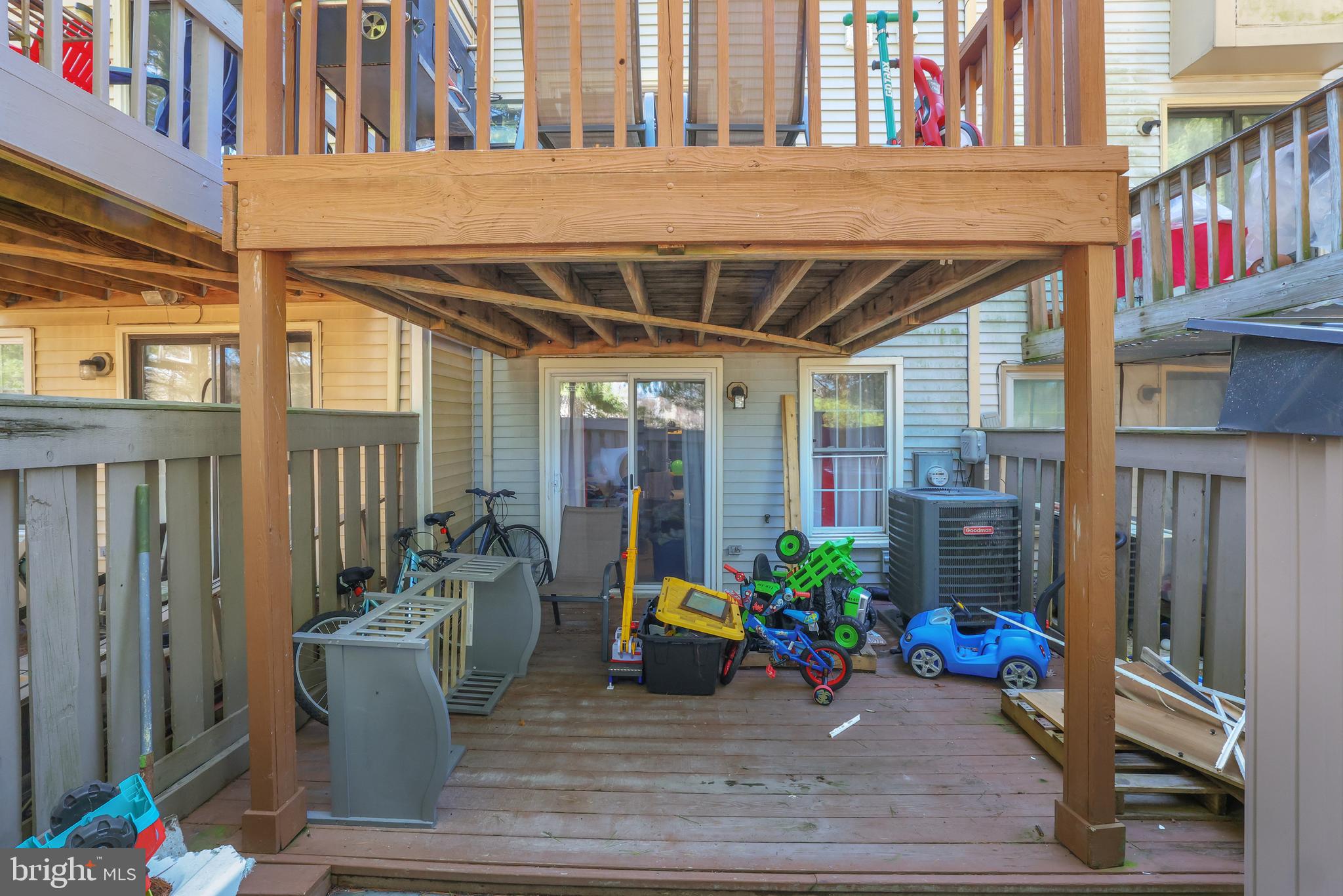 SUFFOLK PLACE - Residential