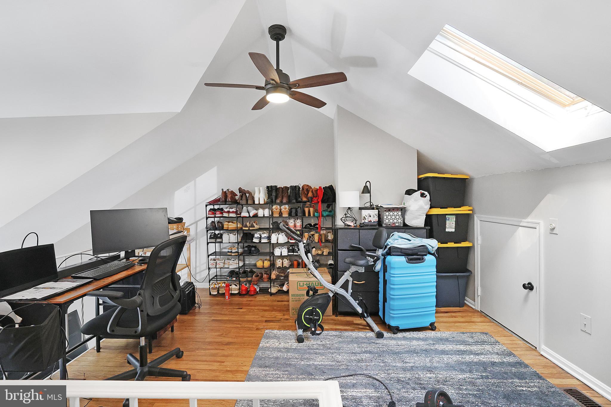 SUFFOLK PLACE - Residential