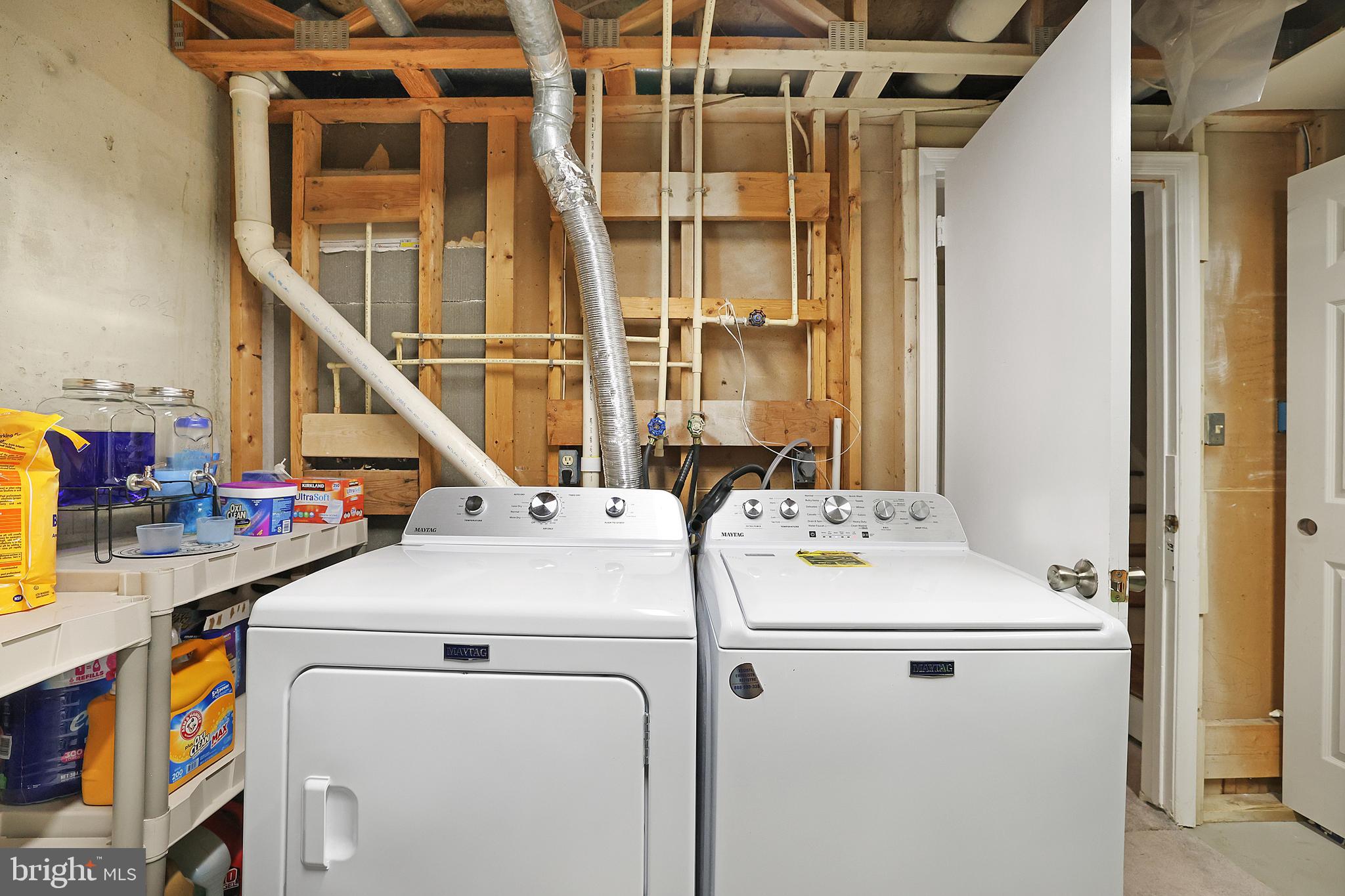 SUFFOLK PLACE - Residential