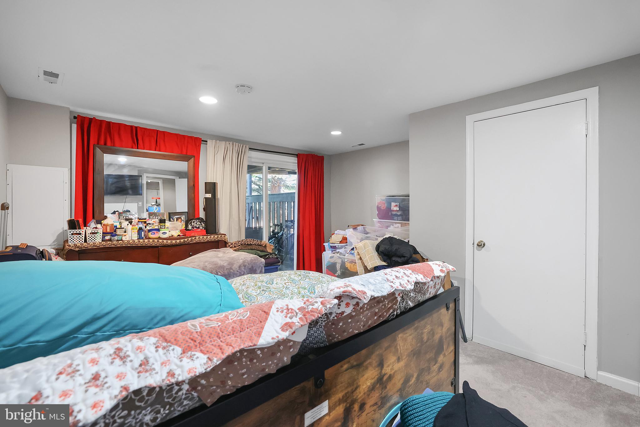 SUFFOLK PLACE - Residential