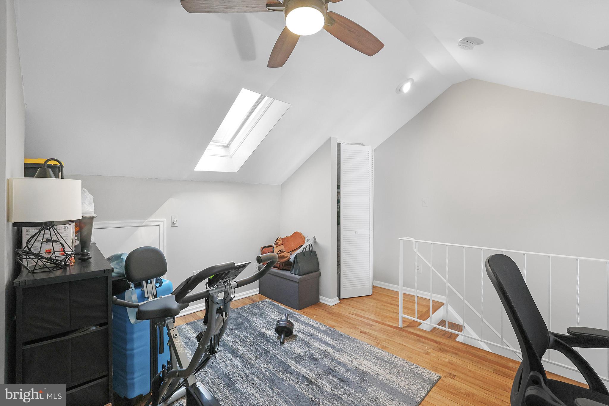 SUFFOLK PLACE - Residential