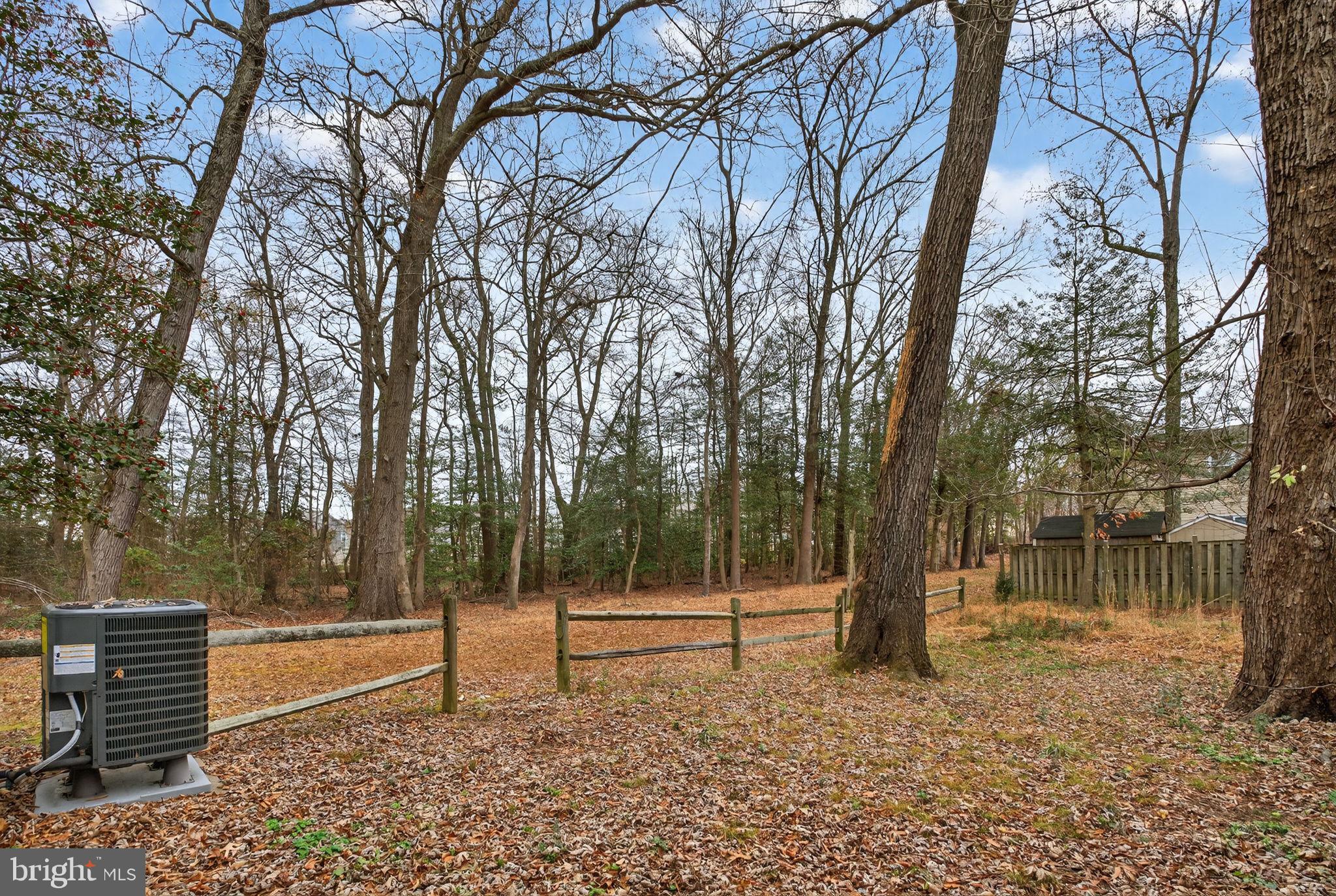 RYON WOODS SUB - Residential