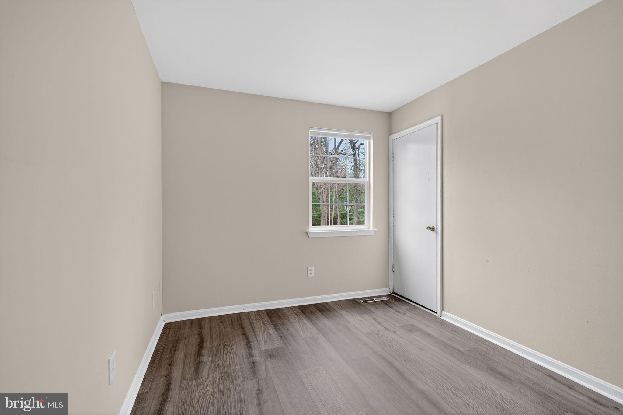 RYON WOODS SUB - Residential