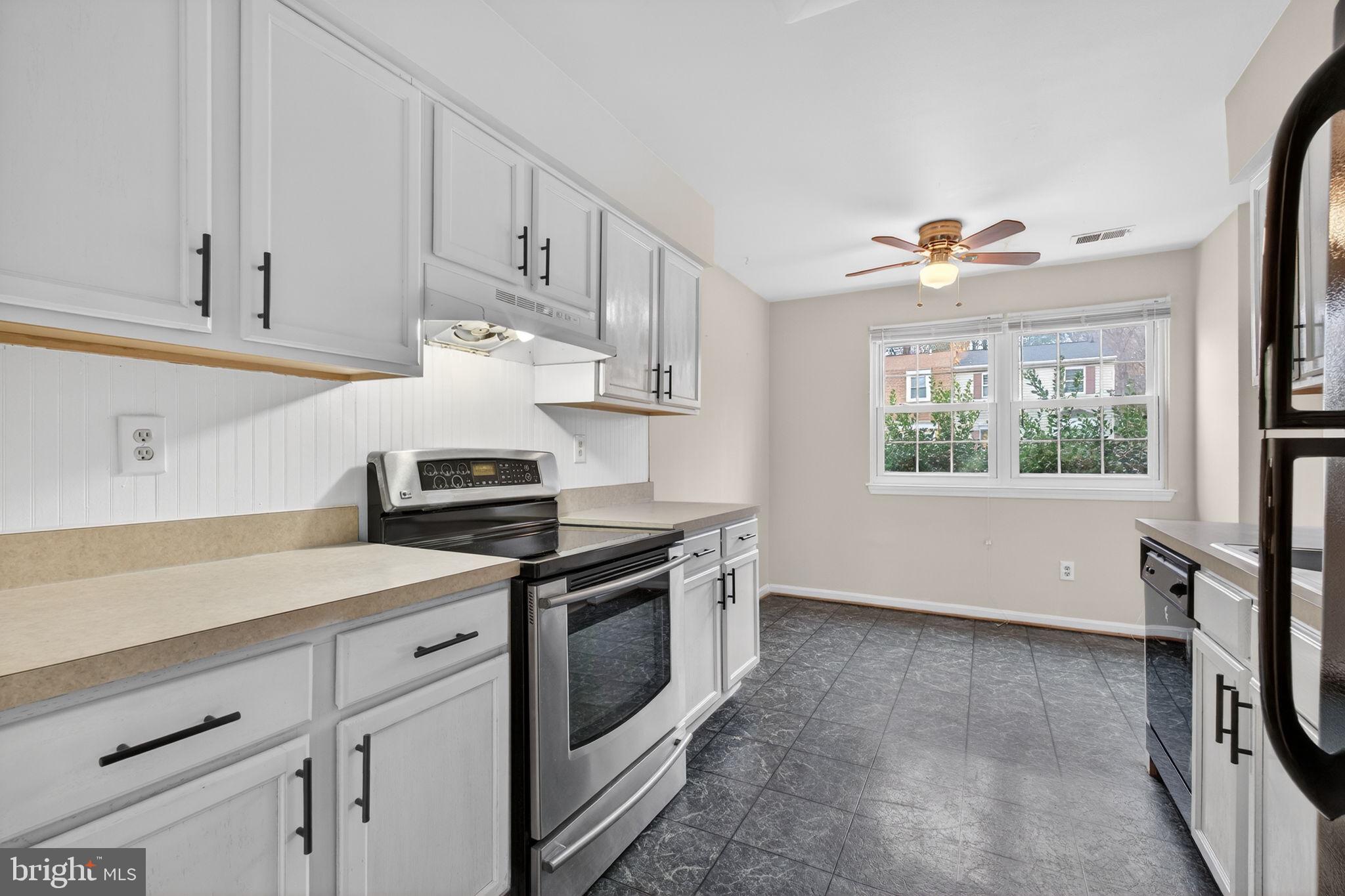 RYON WOODS SUB - Residential