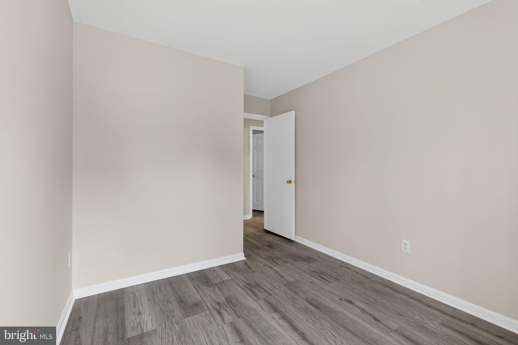 RYON WOODS SUB - Residential