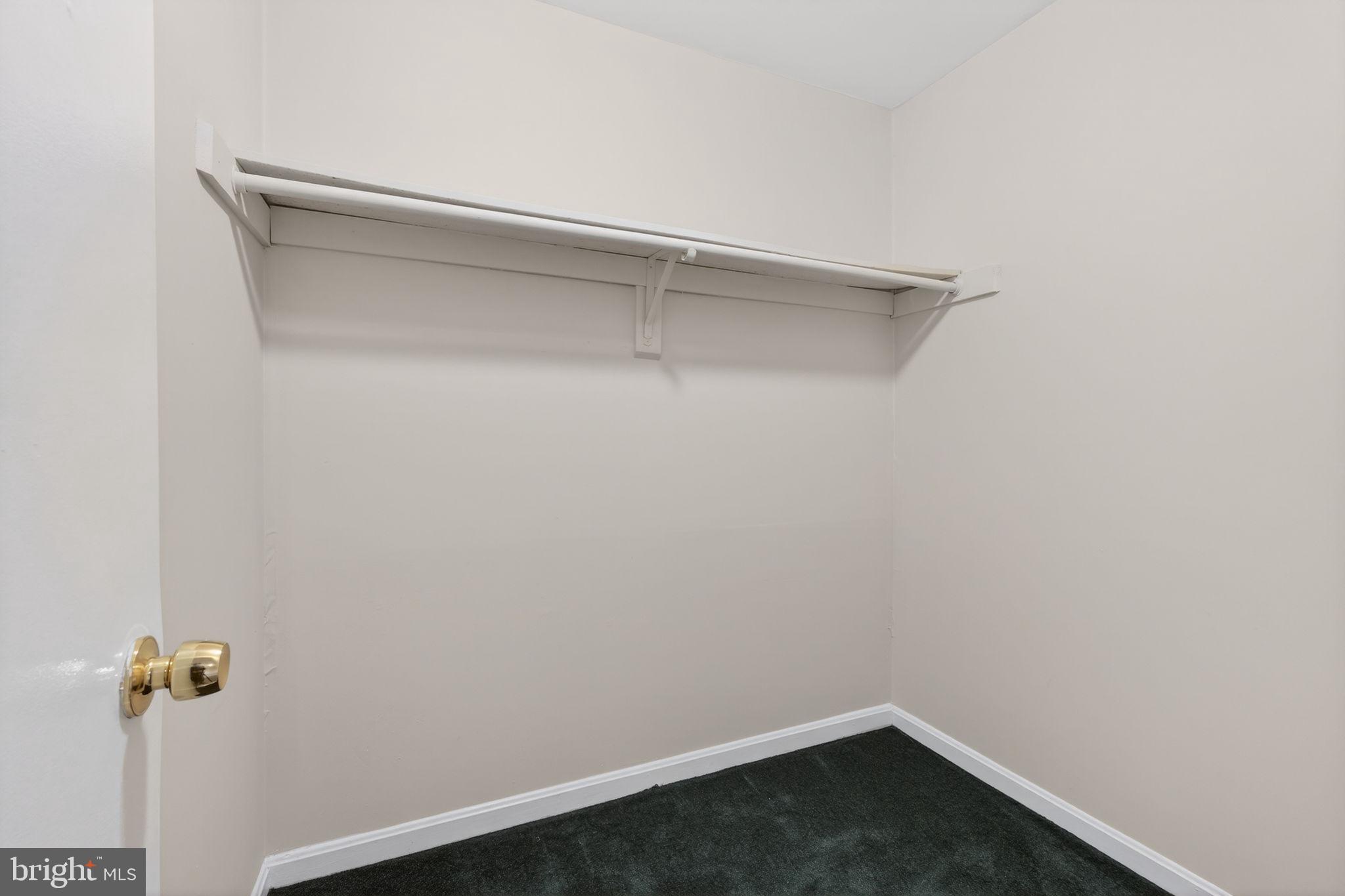 RYON WOODS SUB - Residential