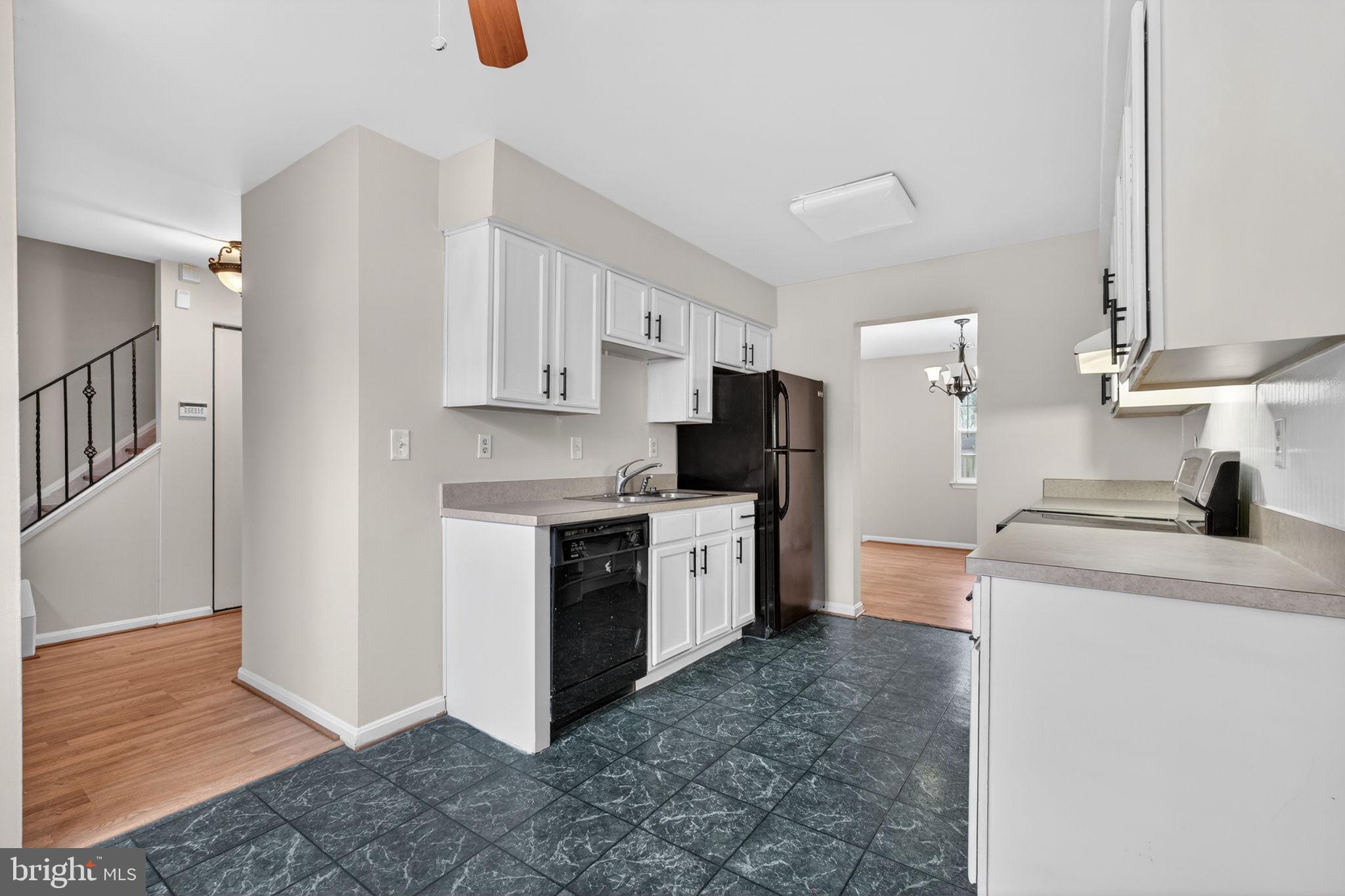 RYON WOODS SUB - Residential