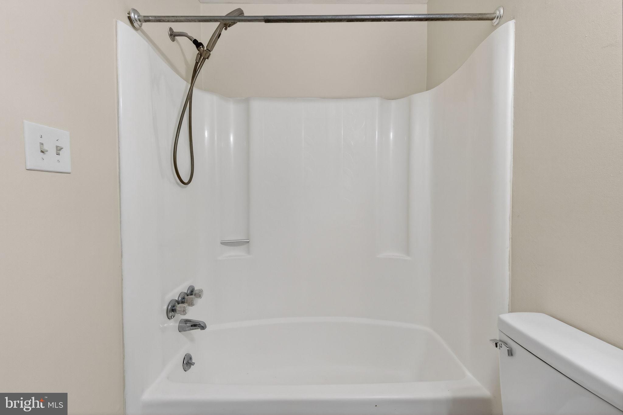 RYON WOODS SUB - Residential