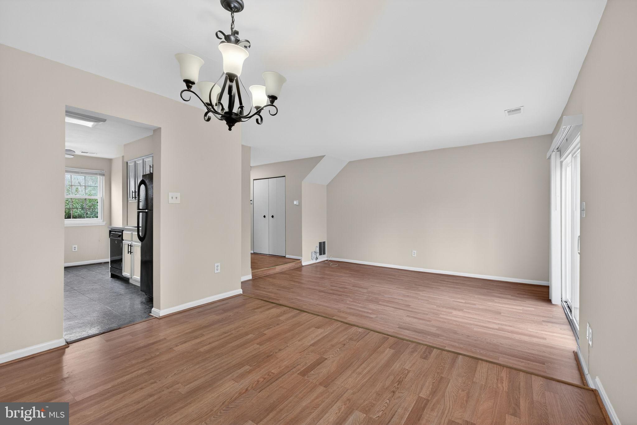 RYON WOODS SUB - Residential