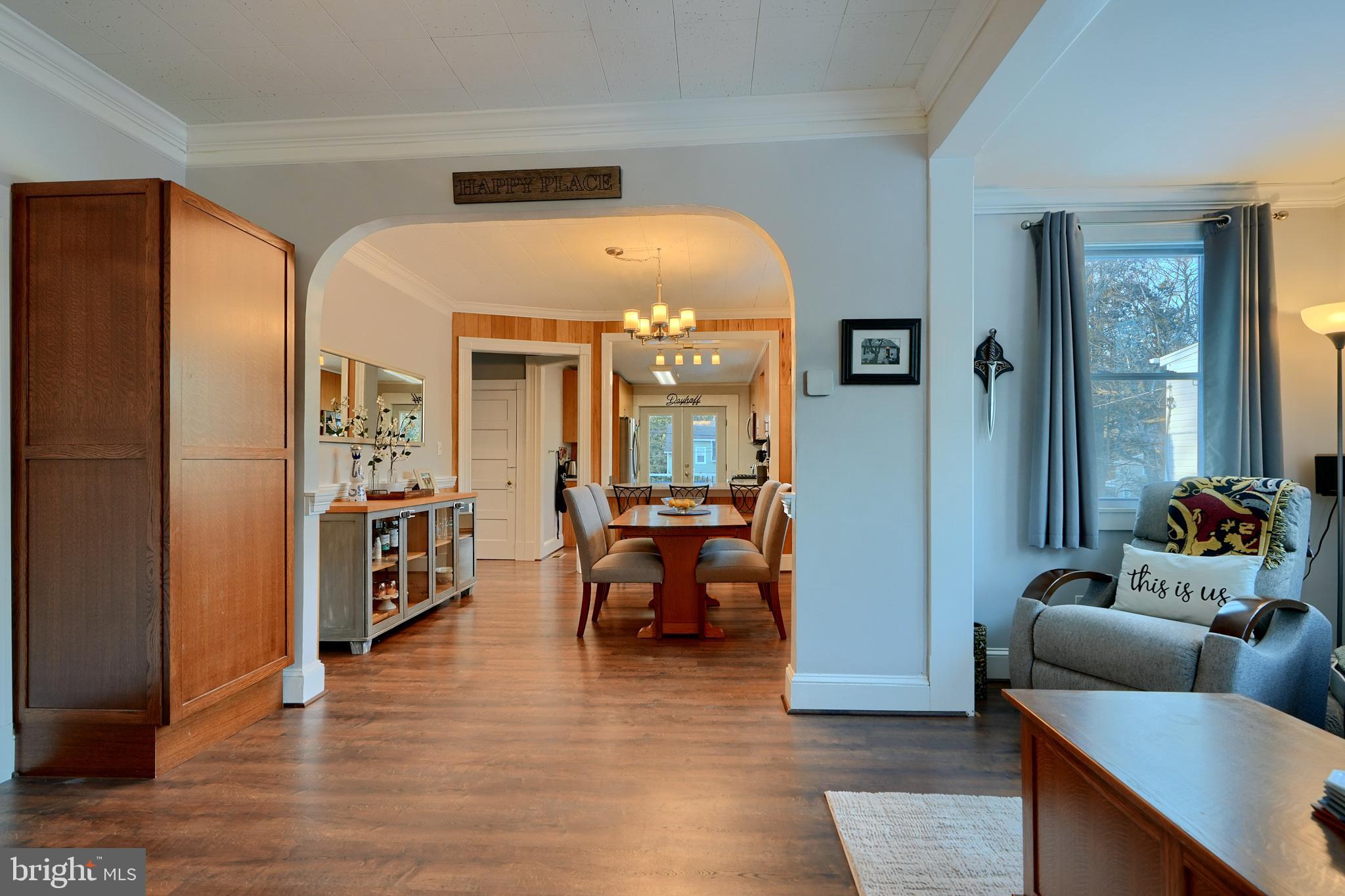 LAKE WALKER - Residential