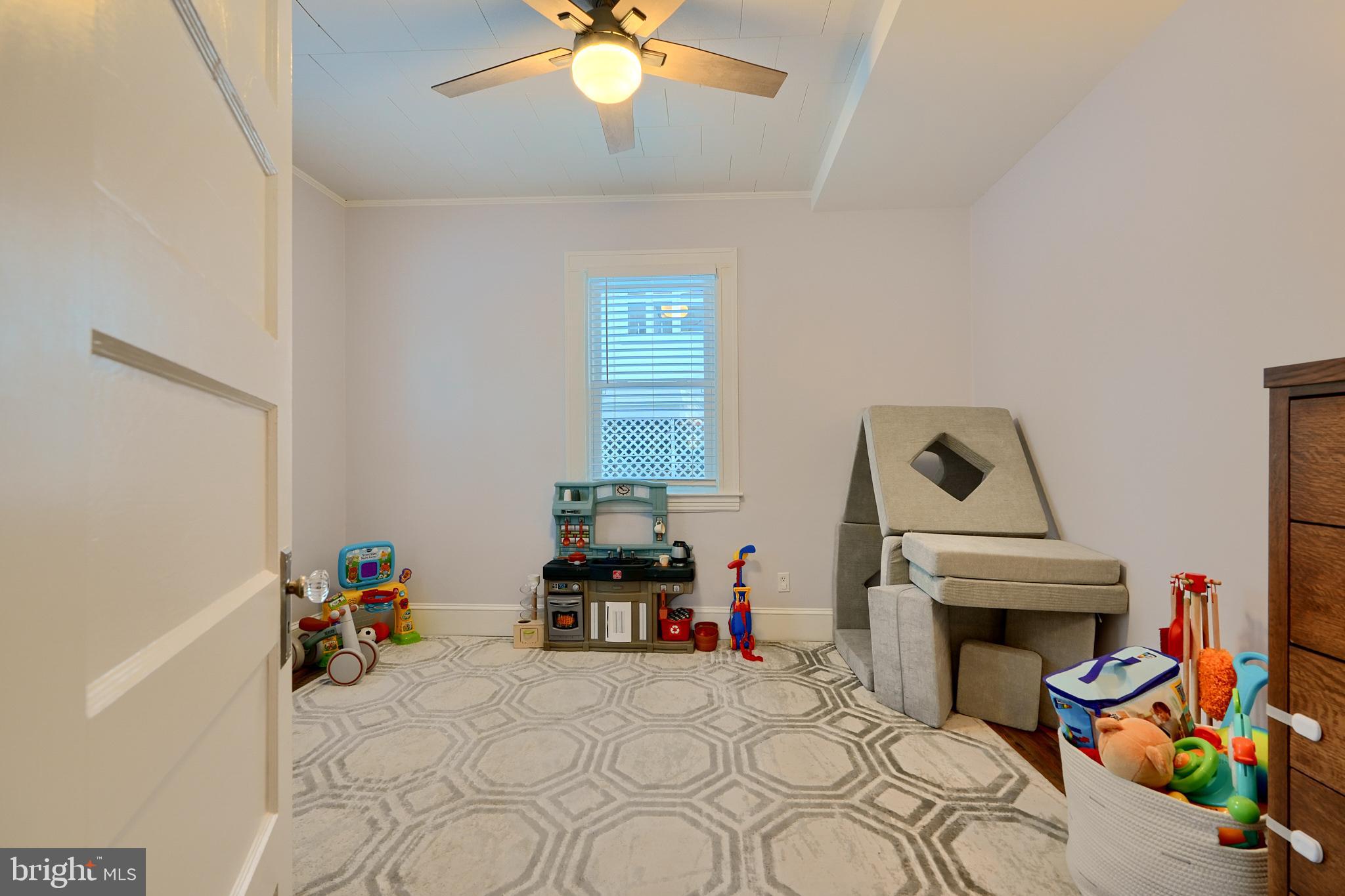 LAKE WALKER - Residential