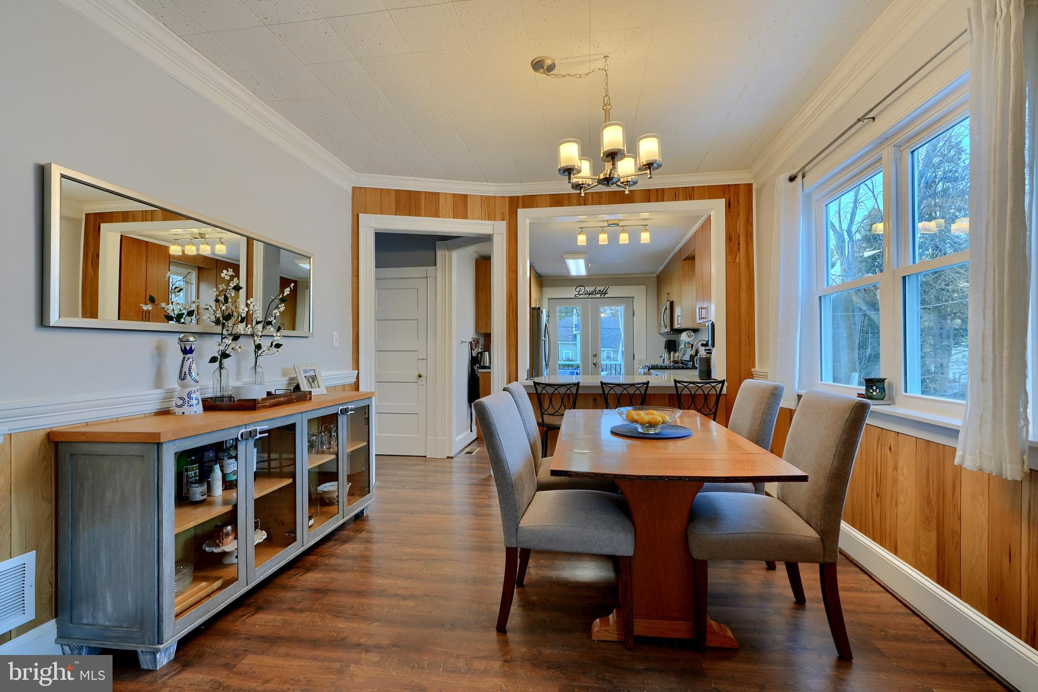 LAKE WALKER - Residential