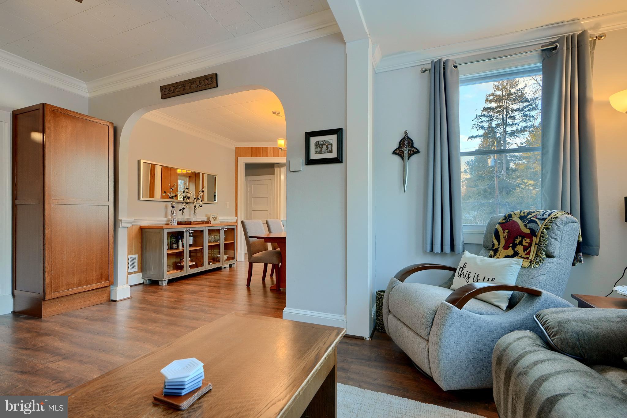 LAKE WALKER - Residential