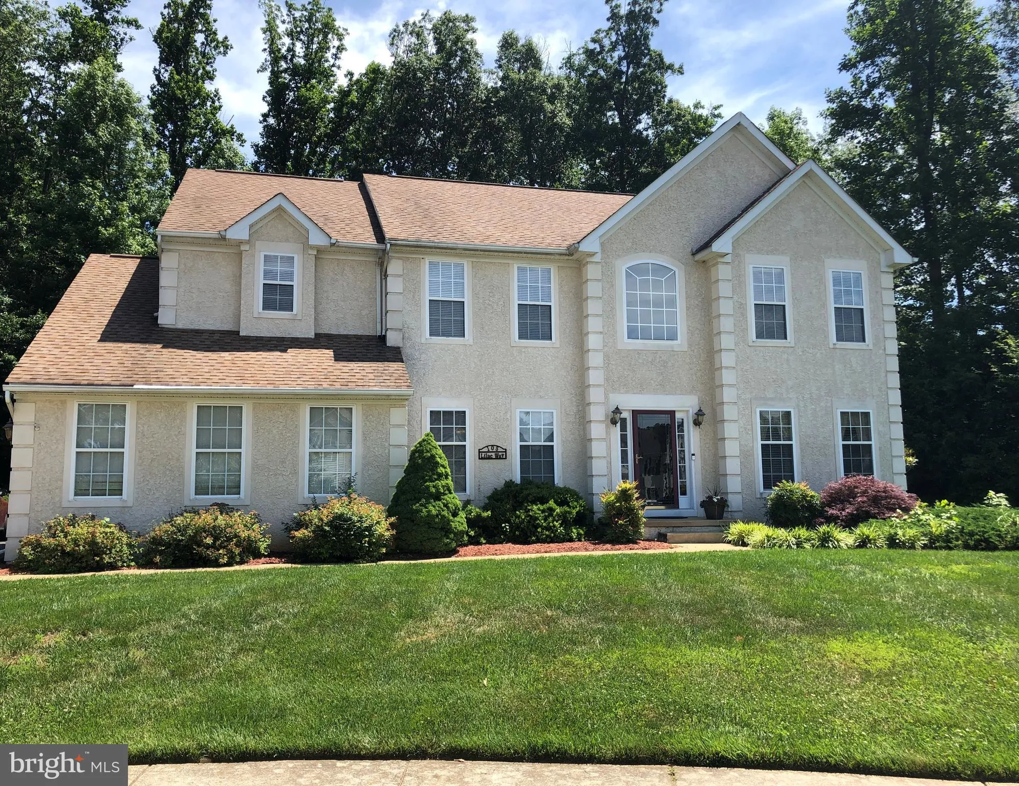 105 Lilac Way, Newark, DE 19702