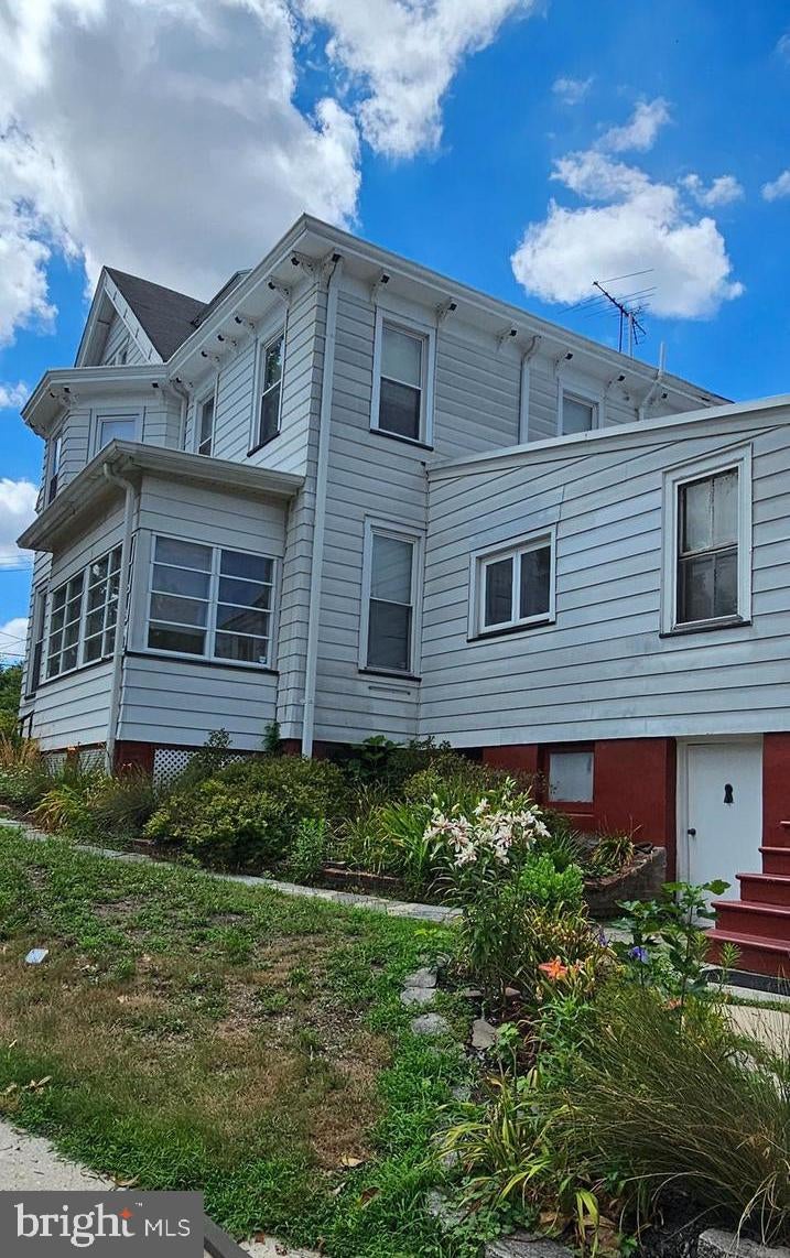 35 EAST AVENUE