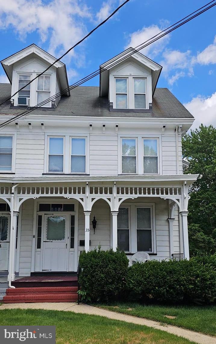 35 EAST AVENUE