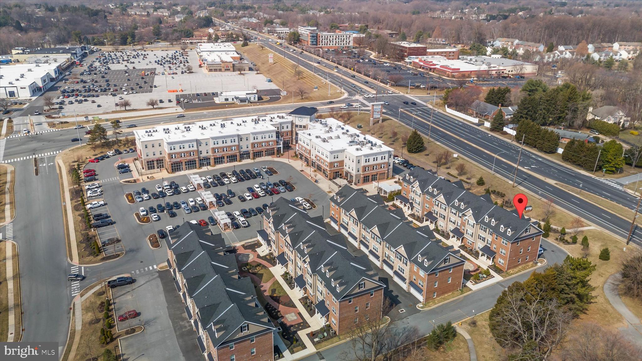 LINDEN HILL STATION - Residential Lease