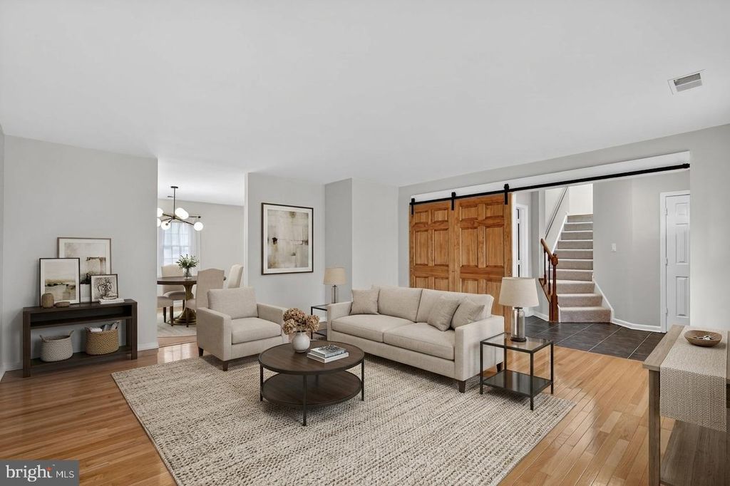 Photo of 306 Lounsbury Court NE, LEESBURG, VA 20176 (MLS # VALO2124980)