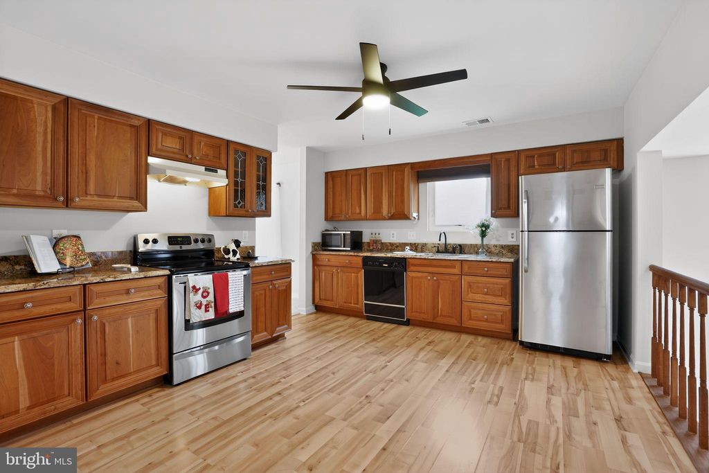 Photo of 306 Lounsbury Court NE, LEESBURG, VA 20176 (MLS # VALO2124980)