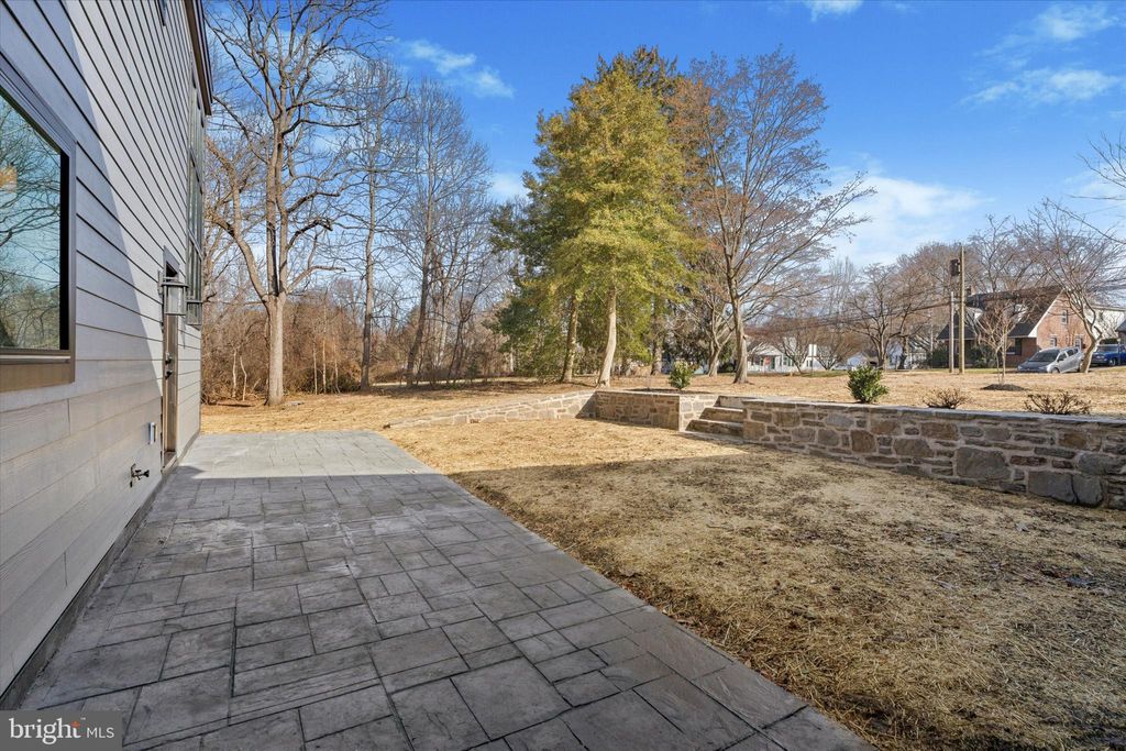 Photo of 410 Sandy Bank Road, MEDIA, PA 19063 (MLS # PADE2106328)