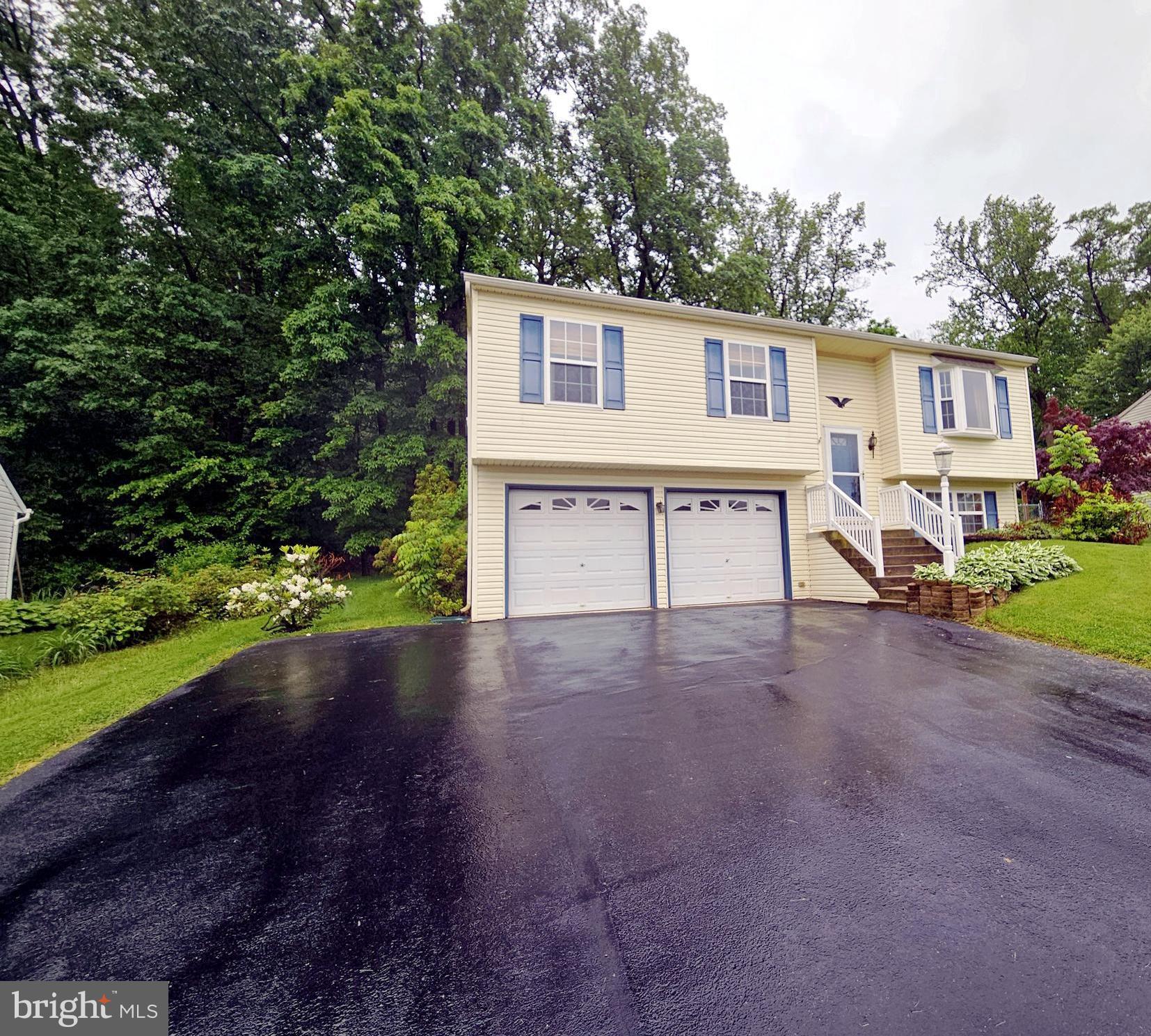 46 E BROOKFIELD DRIVE
