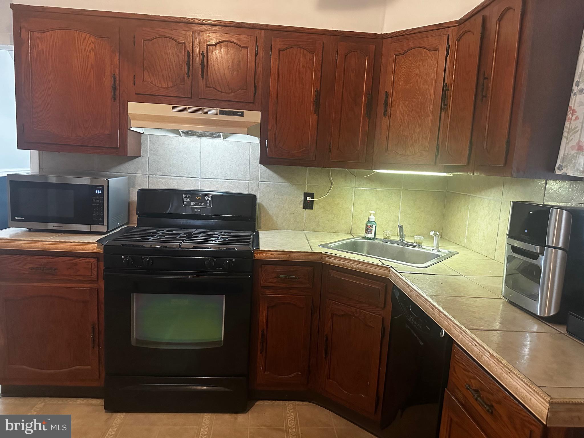 TACONY - Residential