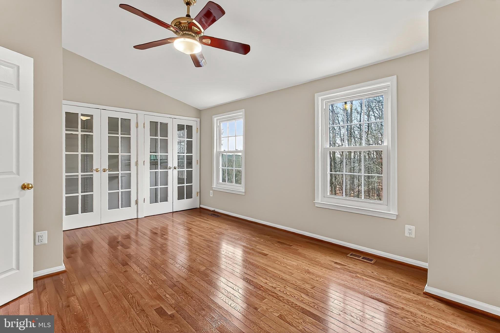 SINGLETONS GROVE - Residential