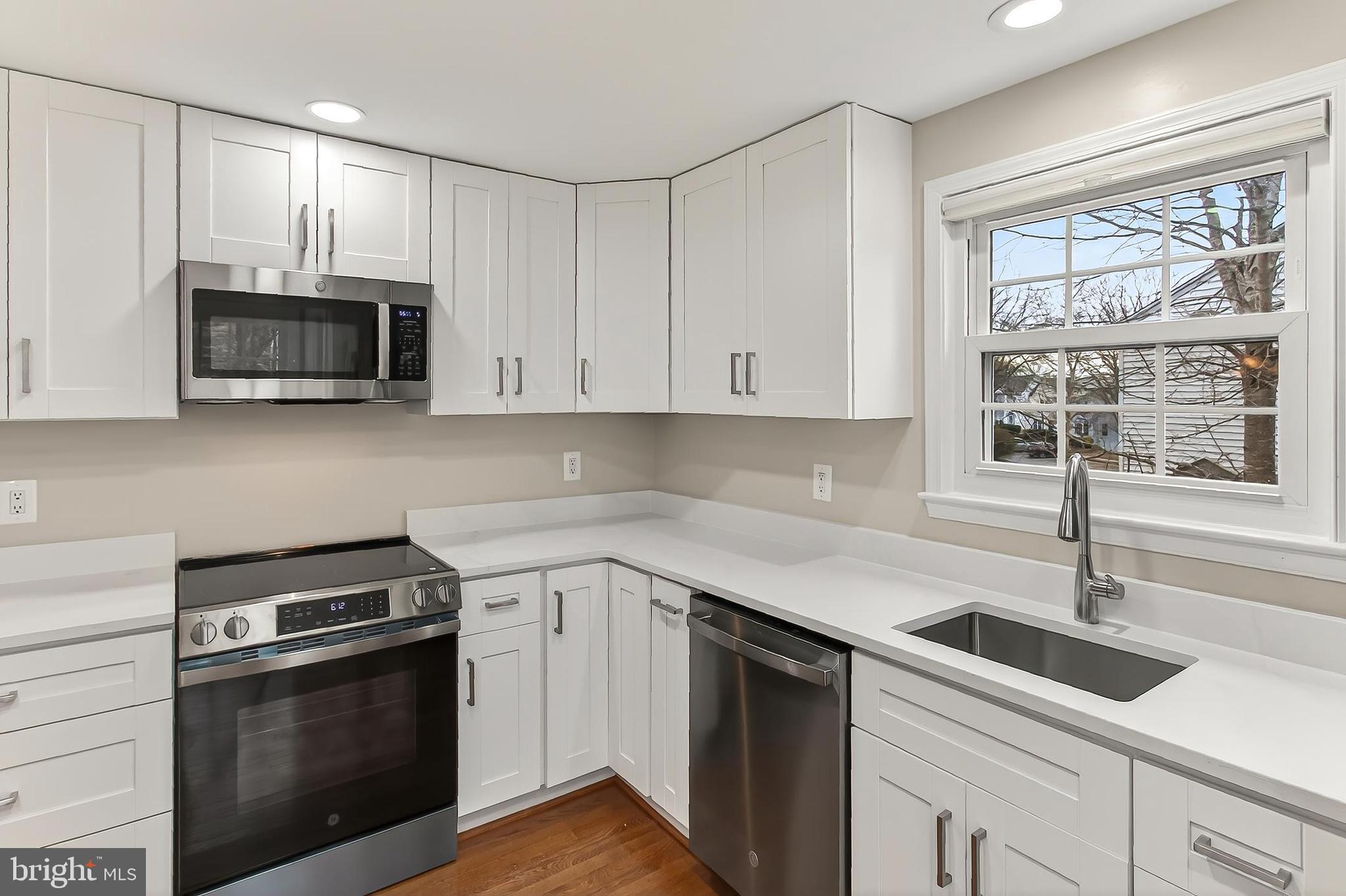 SINGLETONS GROVE - Residential