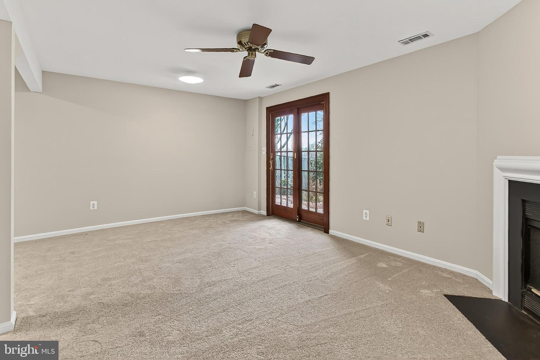 SINGLETONS GROVE - Residential