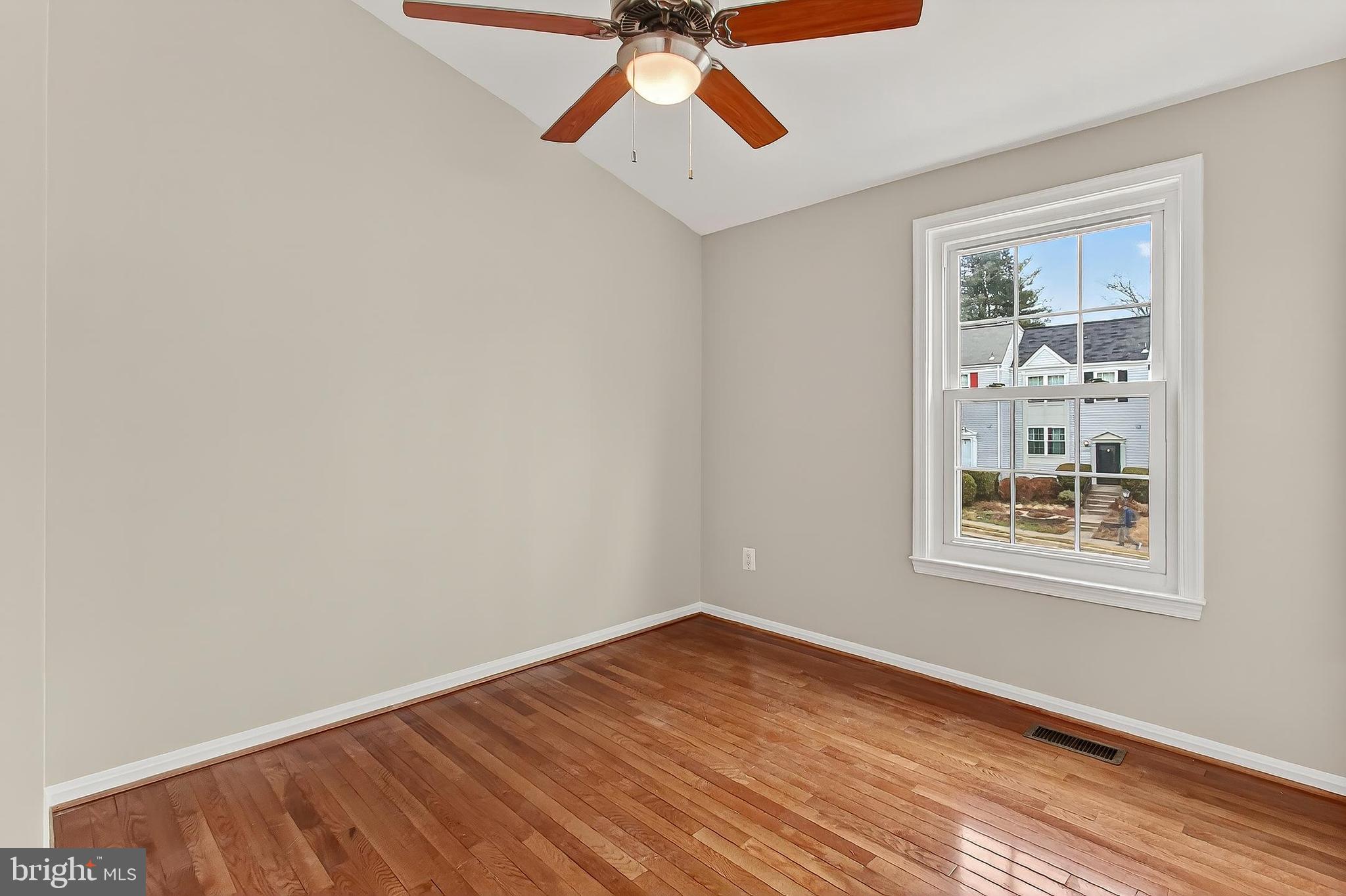 SINGLETONS GROVE - Residential