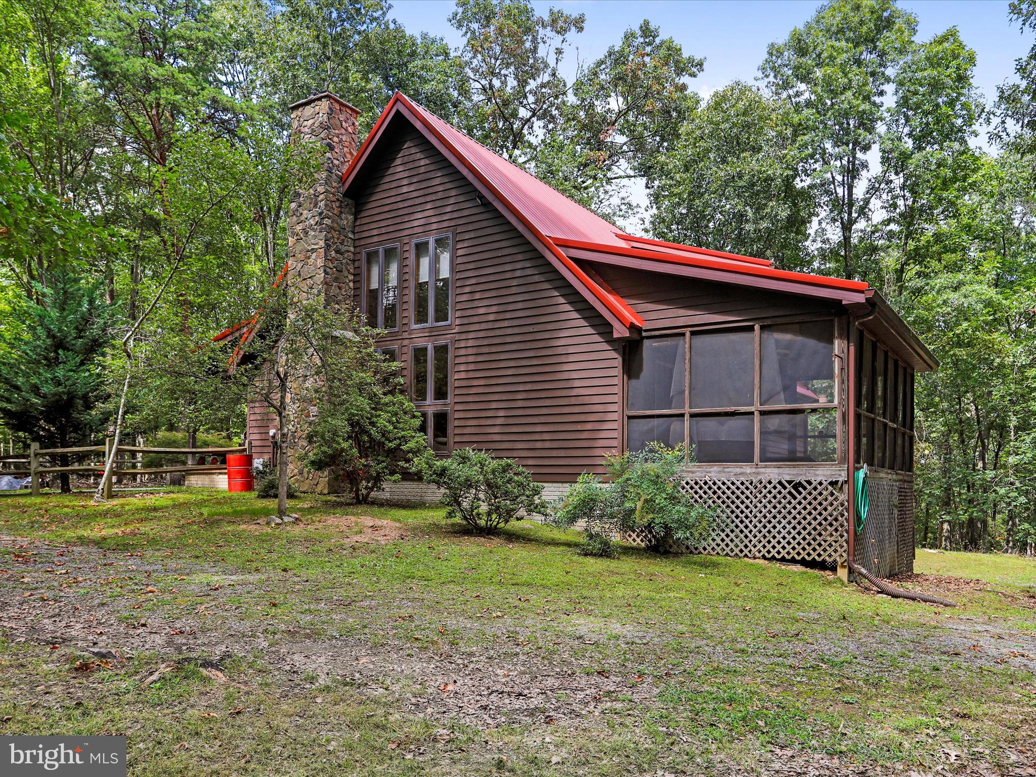 DEER SPRING WOODS - Residential