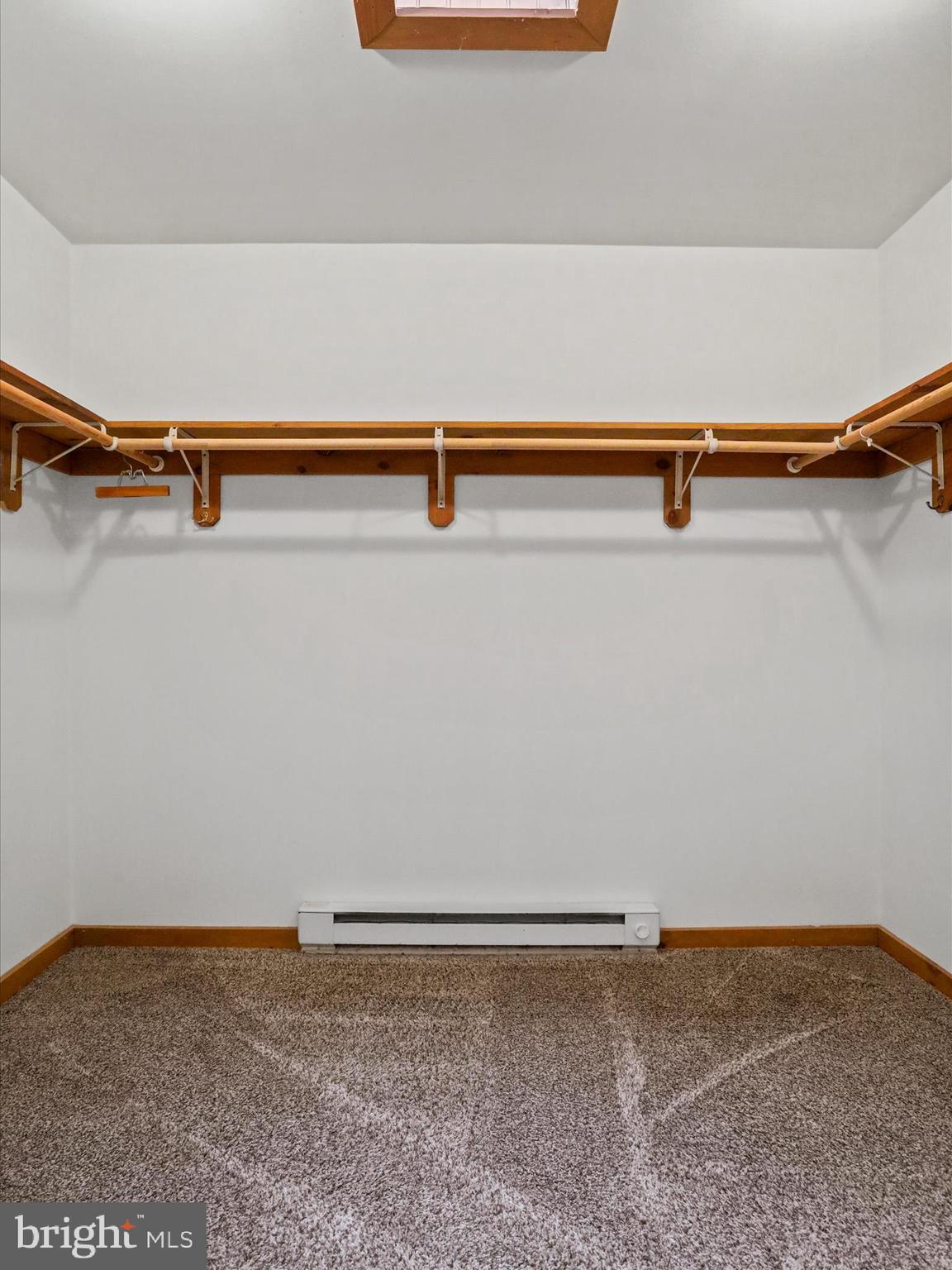 DEER SPRING WOODS - Residential