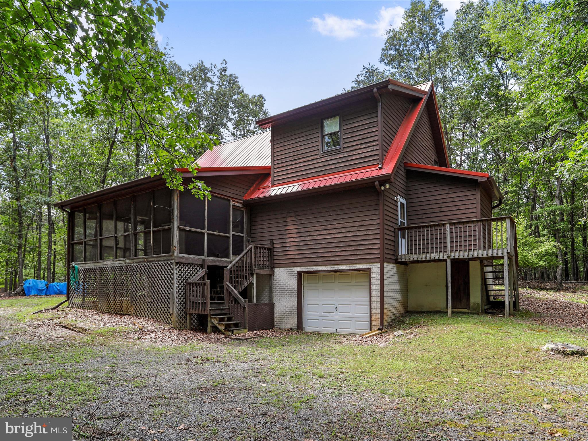 DEER SPRING WOODS - Residential