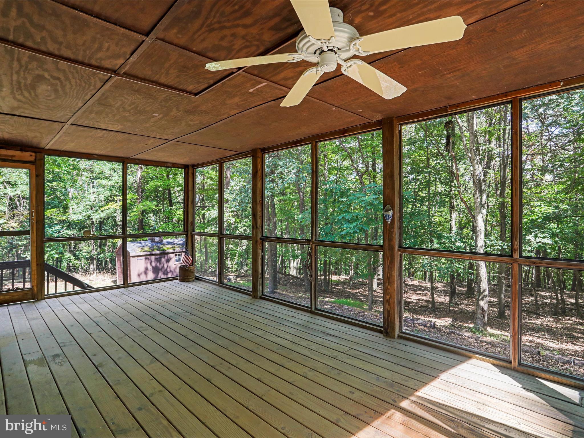 DEER SPRING WOODS - Residential