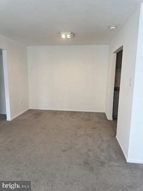 MONTPELIER VILLAGE - Residential Lease