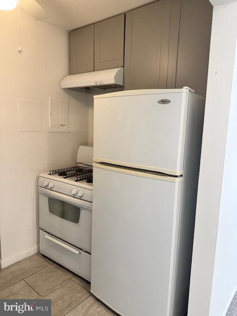 MONTPELIER VILLAGE - Residential Lease