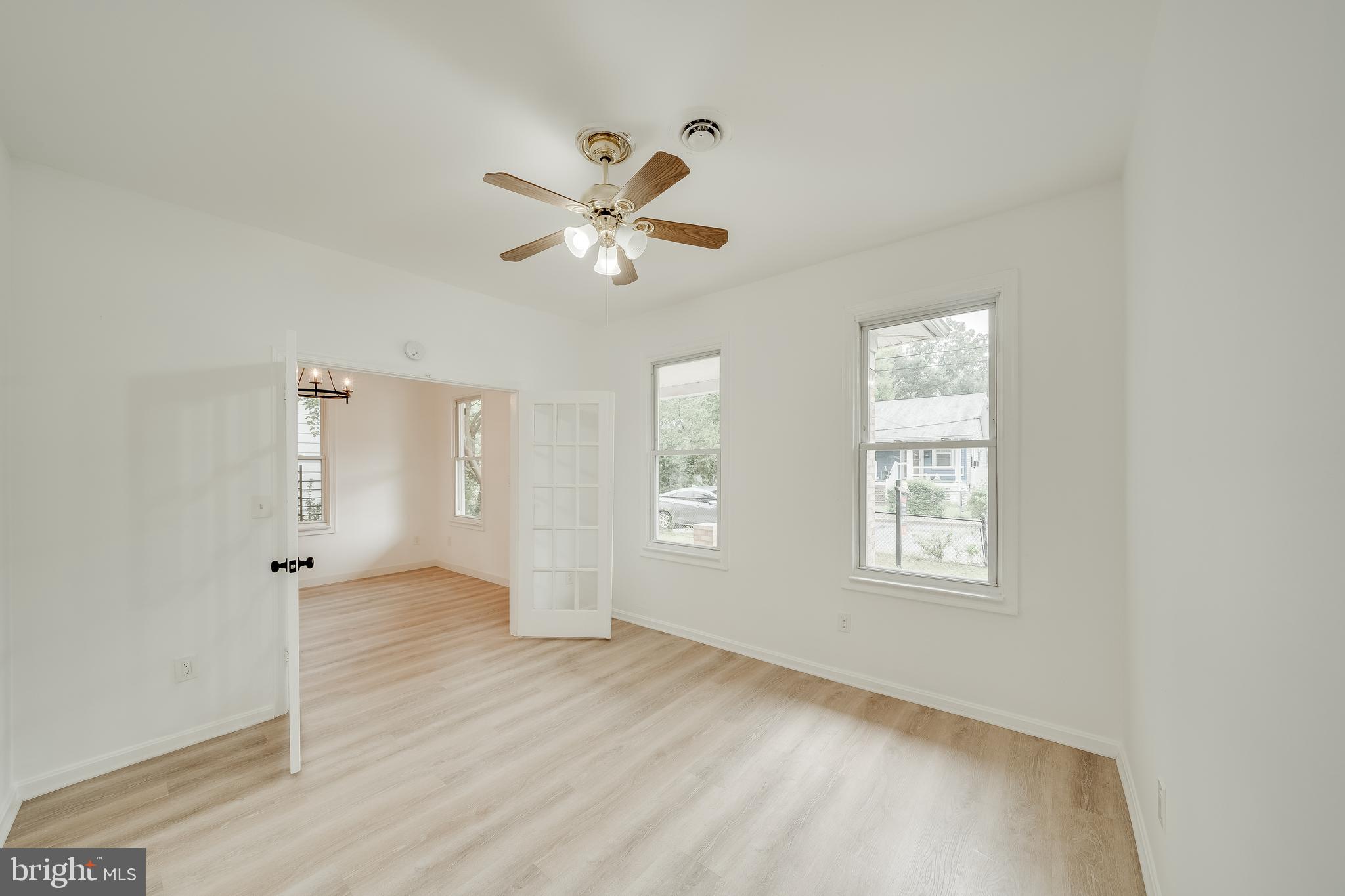 BRENTWOOD - Residential