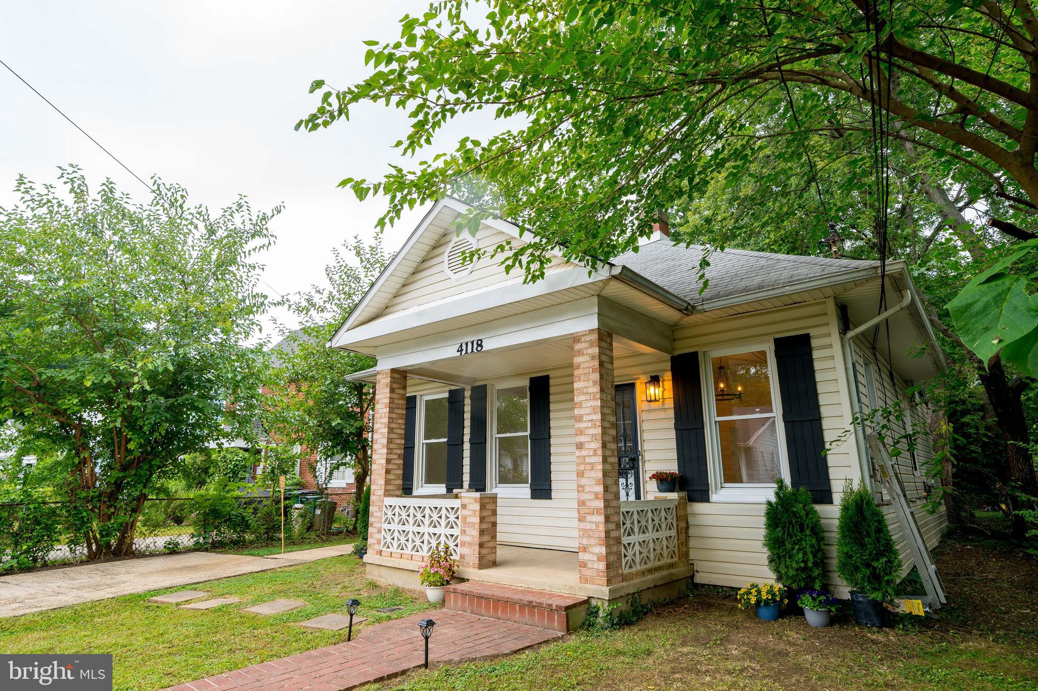 BRENTWOOD - Residential