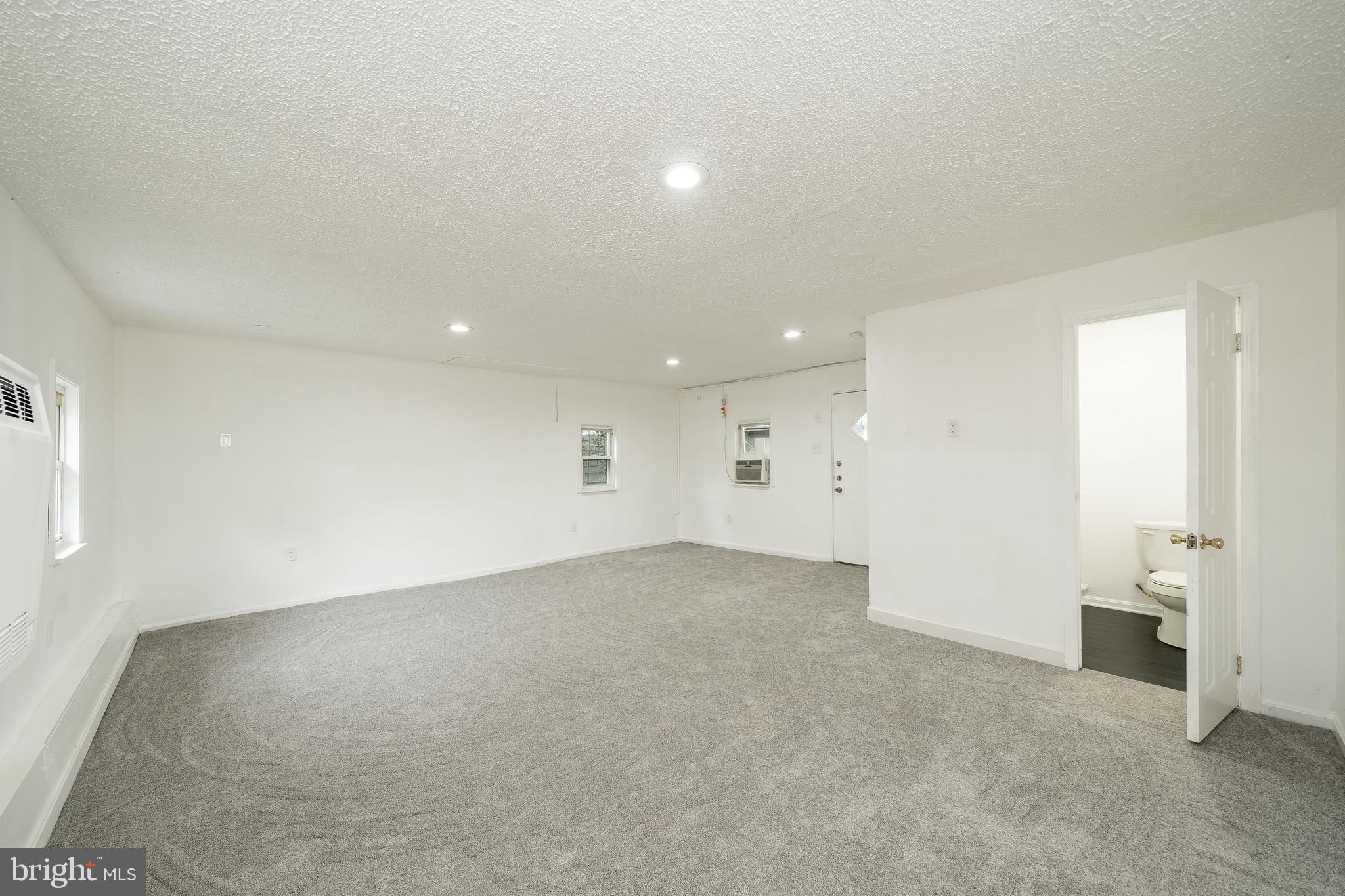 BRENTWOOD - Residential