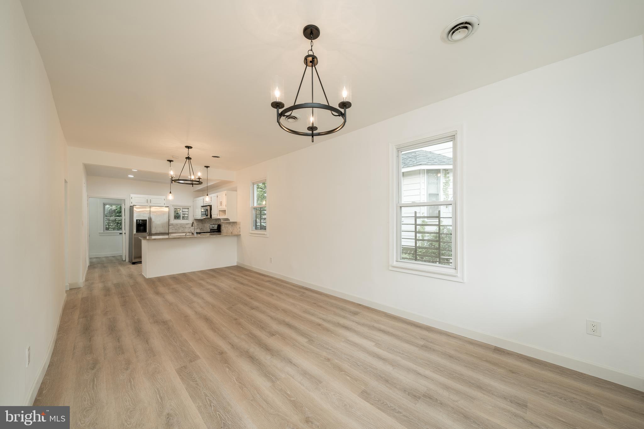 BRENTWOOD - Residential