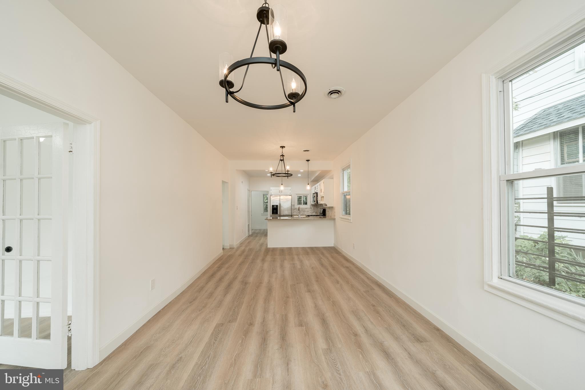 BRENTWOOD - Residential