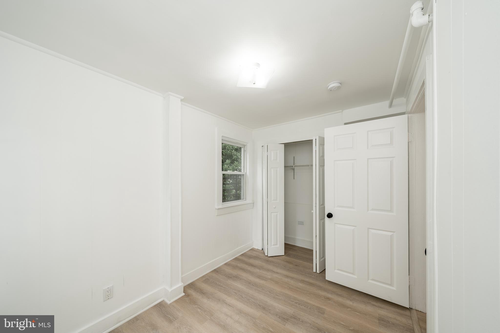 BRENTWOOD - Residential